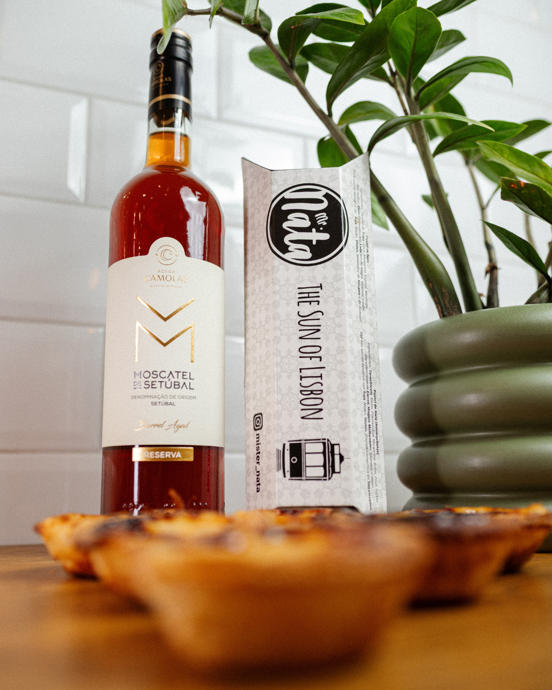 Moscatel de Setúbal + 6 Pastel de Nata Original